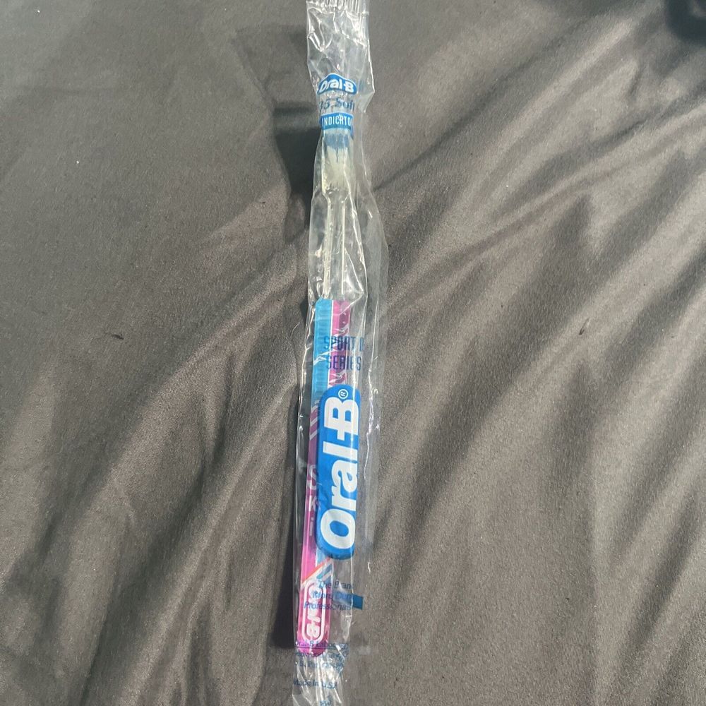 Vintage Oral B Indicator Toothbrush Ski USA Sealed Sport II 35 Soft SM